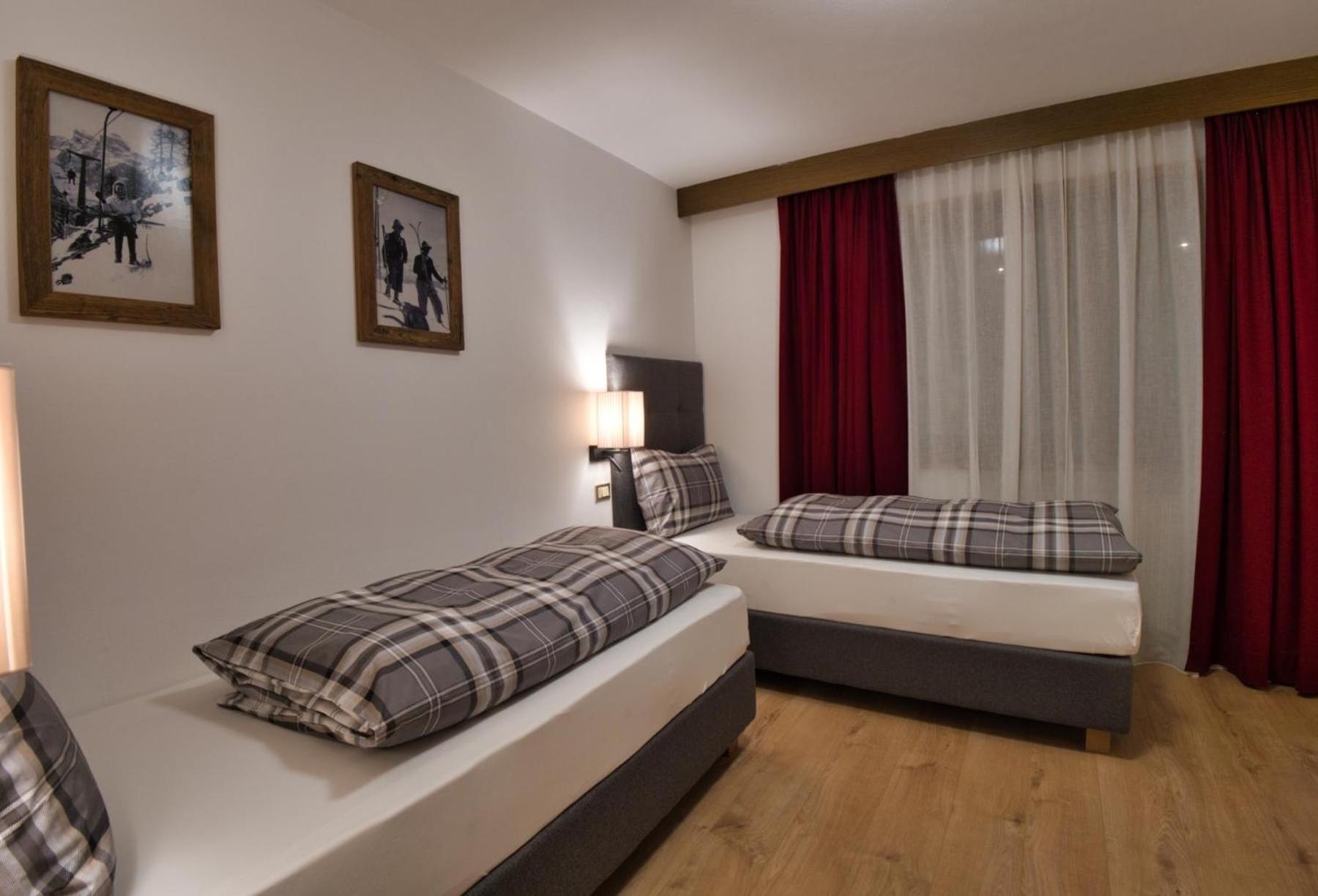 Alp Residence Pelegrin San Vigilio Di Marebbe Oda fotoğraf